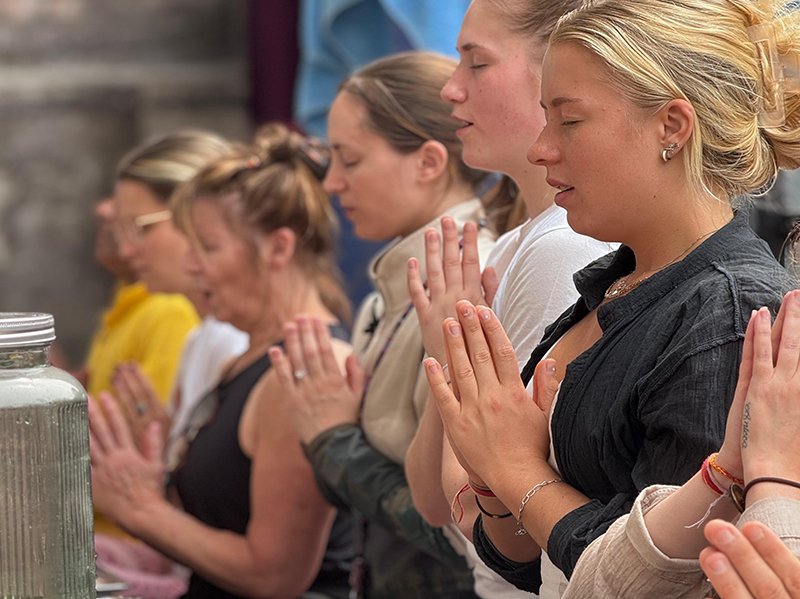 Yoga Teacher Training In Rishikesh